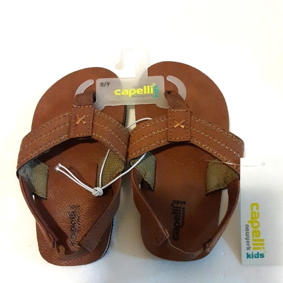 Capelli of New York Other - NWT Capelli New York Boys Brown Flip-flops